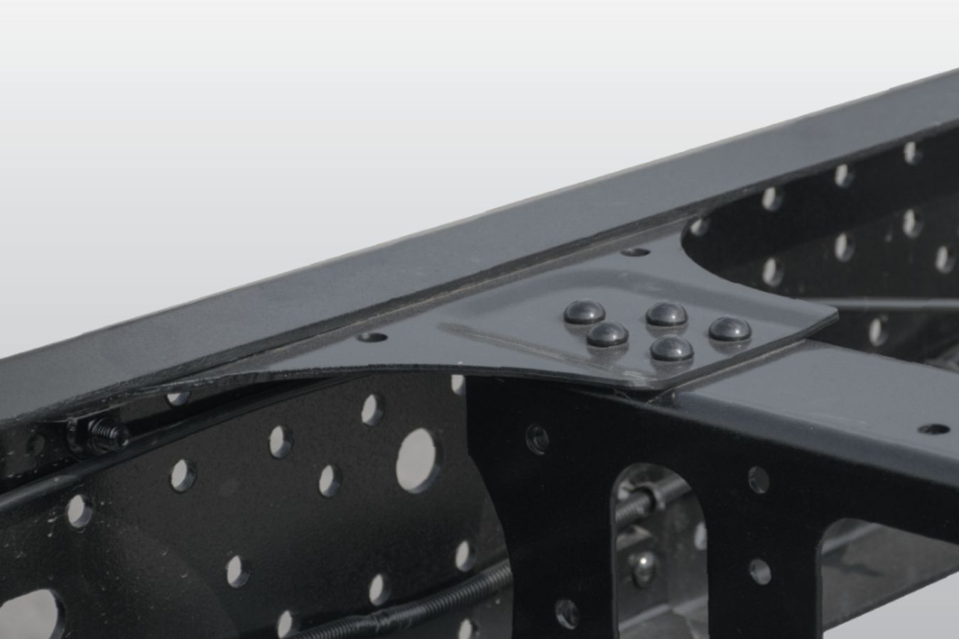 Khung chassis thép cường độ cao